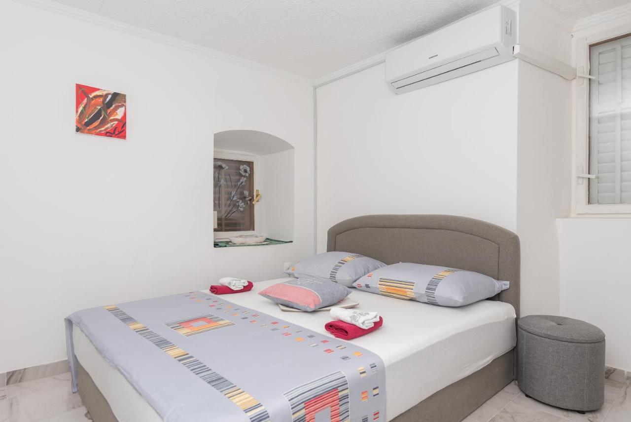 Apartments Calla Makarska Exterior foto