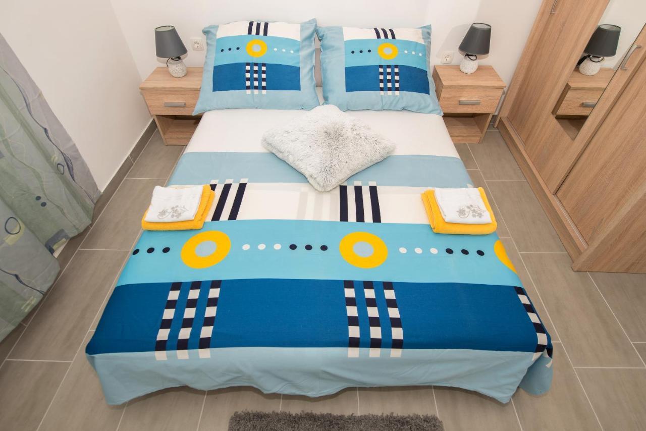 Apartments Calla Makarska Exterior foto